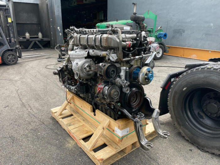 2016 DETROIT DD15 ENGINE - Image 3