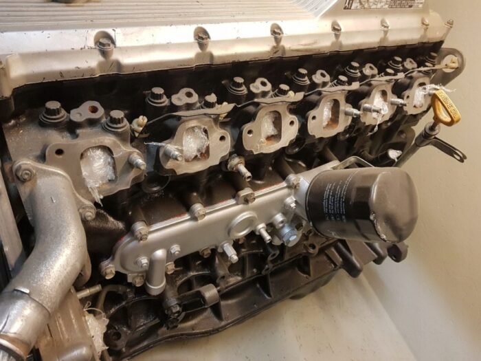 TOYOTA LAND CRUISER 80 4.2 TD COMPLETE ENGINE - Image 3