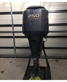 USED 2009 YAMAHA F250BET 30 IN OUTBOARD MOTOR